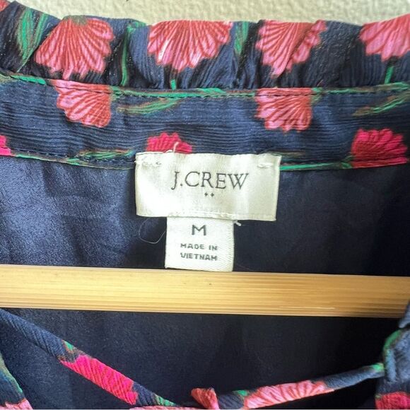 J.Crew Short-Sleeve Ruffle-Shoulder Top in ‘Antique Navy Decorative” Print MD - Picture 3 of 5